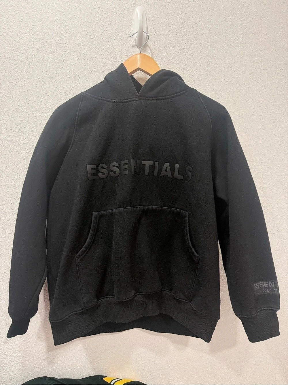 Essentials Fear of God Essentials Black Hoodie & Sweatpants Set Size Small/Mediu
